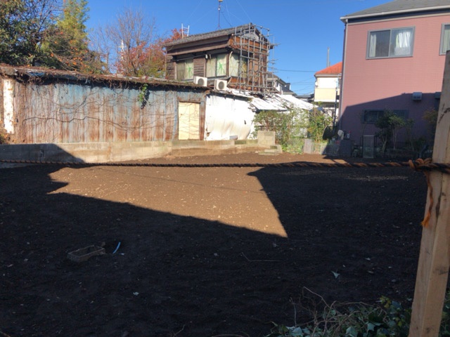 東京都杉並区成田東の 鉄骨造2階建て家屋解体工事後の様子です。